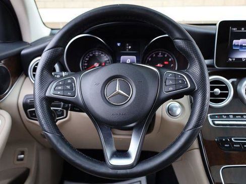 Used 2017 Mercedes-Benz GLC 300 4MATIC image 27