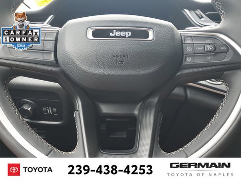 Used 2023 Jeep Grand Cherokee L Laredo RWD image 25