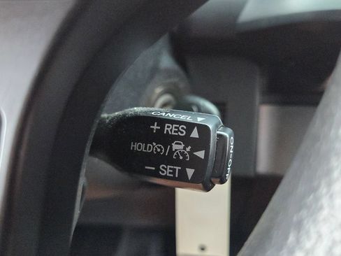 Used 2018 Toyota Tacoma SR RWD image 28