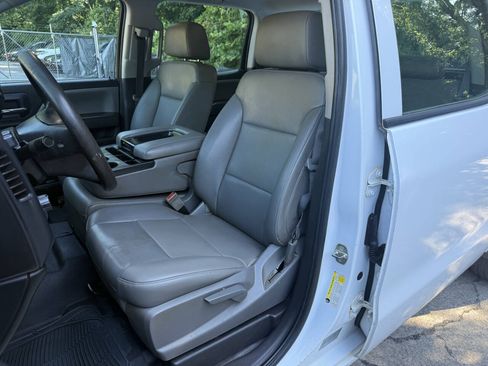 Used 2018 GMC Sierra 1500 2WD Crew Cab image 15