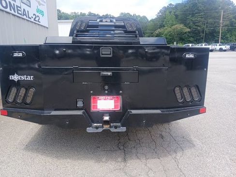 New 2026 RAM 4500 4x4 Crew Cab DRW w/ Laramie Trim Package image 8