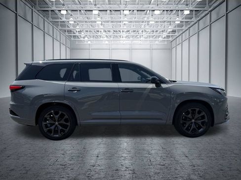 Certified 2026 Lexus TX 500h AWD w/ Technology Package image 27