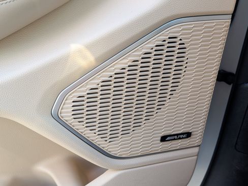 Used 2022 Jeep Grand Cherokee Limited 4xe image 41