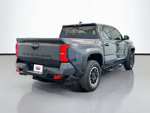 New 2025 Toyota Tacoma TRD Off-Road image 4