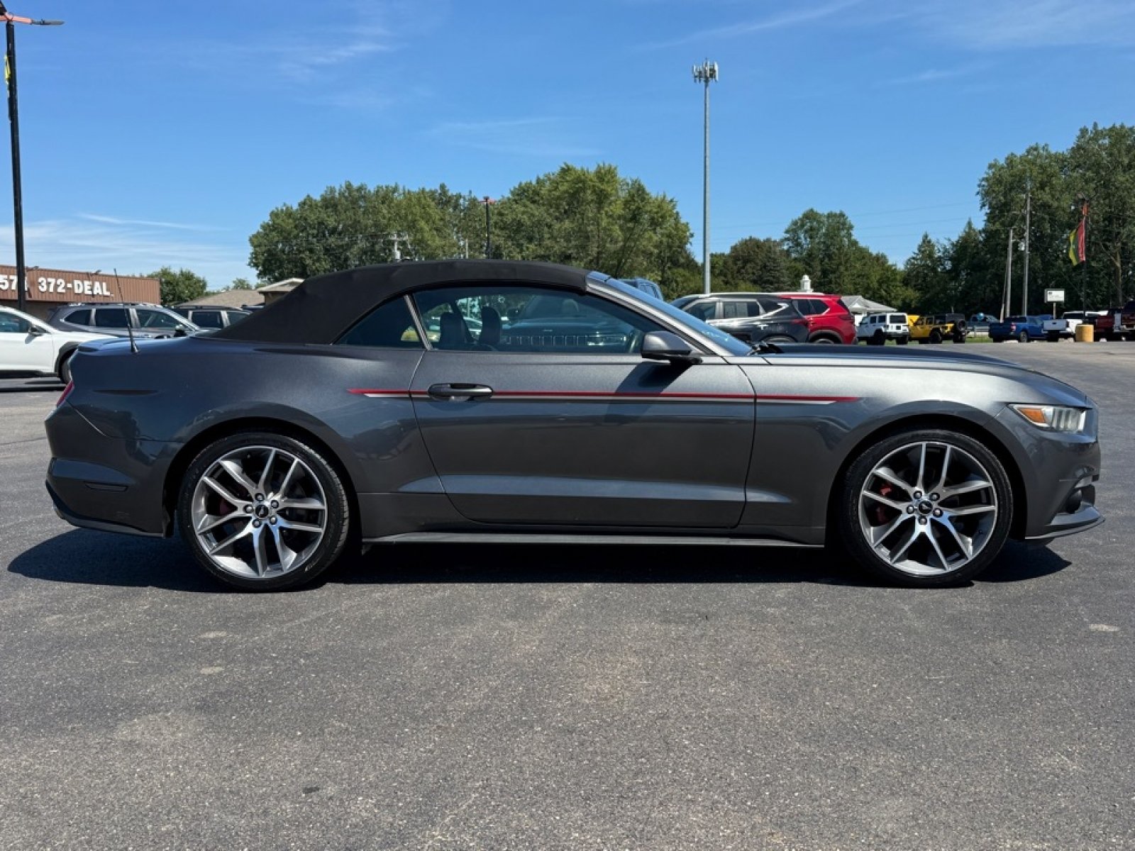 Used 2015 Ford Mustang Premium RWD image 9