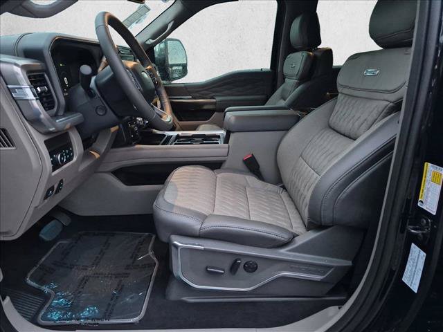 New 2027 Ford F250 Platinum w/ Platinum Plus Package AWD/4WD image 4