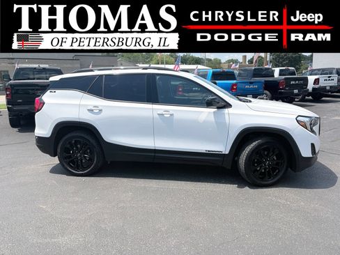 Used 2020 GMC Terrain SLE w/ Driver Convenience Package AWD/4WD image 4