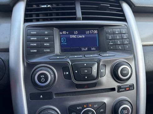 Used 2013 Ford Edge SEL FWD image 23