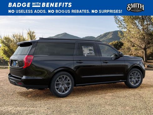 New 2027 Ford Expedition Max Platinum w/ Stealth Appearance Package AWD/4WD image 7