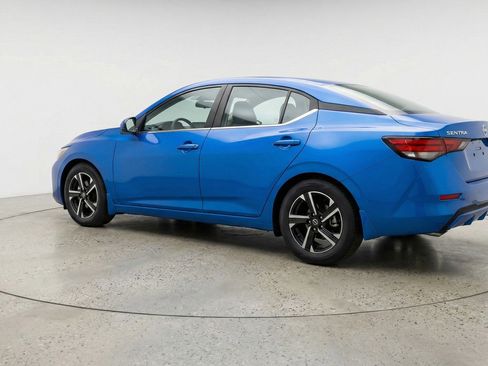 Used 2025 Nissan Sentra SV image 6