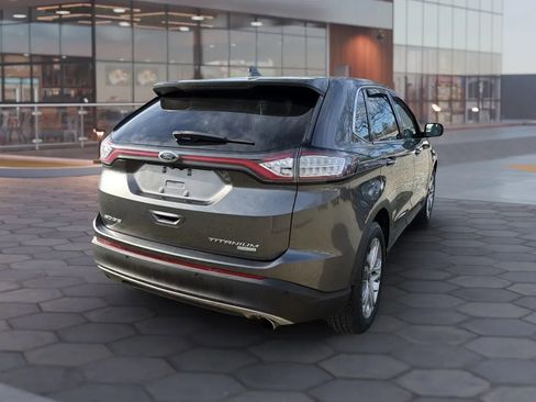 Used 2017 Ford Edge Titanium FWD image 11