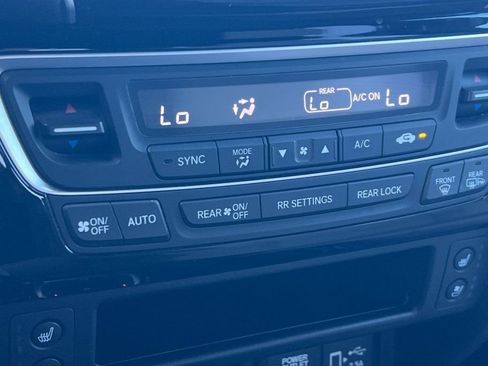 Used 2022 Honda Passport Elite image 18