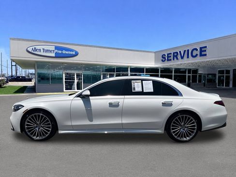 Used 2021 Mercedes-Benz S 580 4MATIC Sedan image 5