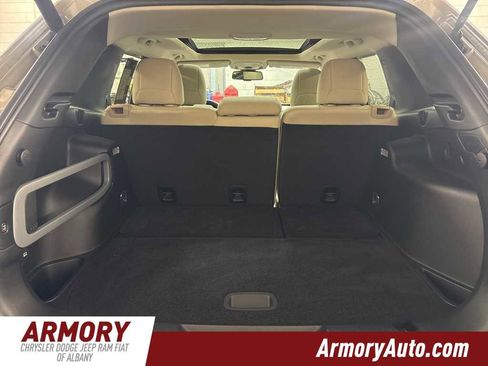 Used 2016 Jeep Cherokee Latitude w/ Comfort/Convenience Group image 31