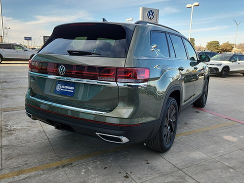 New 2026 Volkswagen Atlas SE image 7