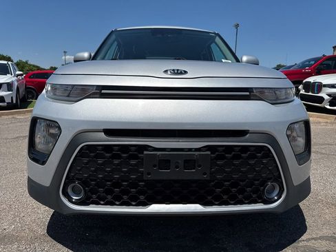 Used 2021 Kia Soul EX FWD image 2