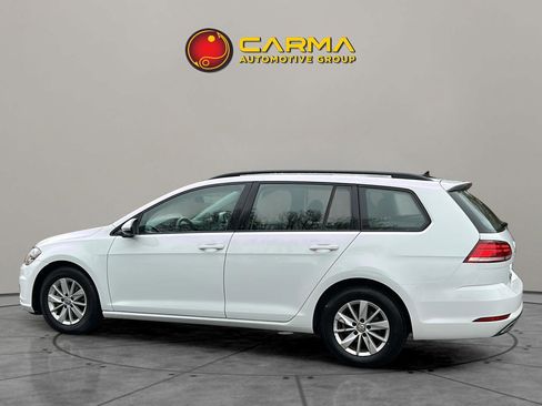 Used 2019 Volkswagen Golf S image 4