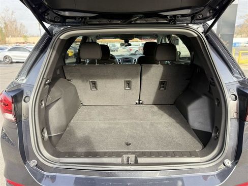 Used 2023 Chevrolet Equinox LT AWD/4WD image 14