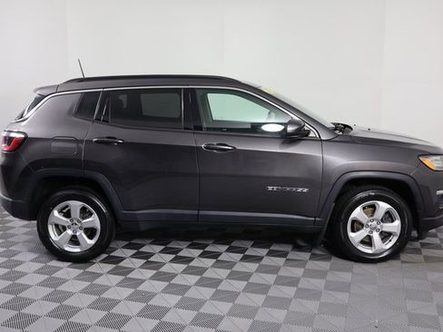 Used 2019 Jeep Compass Latitude w/ Popular Equipment Group image 9