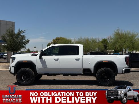 Used 2025 GMC Sierra 3500 AT4 w/ AT4 Premium Plus Package AWD/4WD image 12