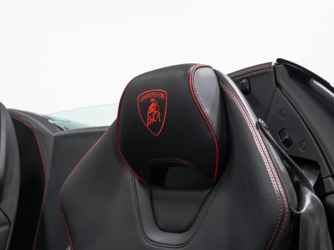 Used 2020 Lamborghini Huracan EVO AWD/4WD image 42
