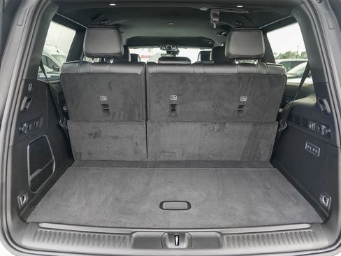 New 2026 Jeep Grand Wagoneer Limited w/ Convenience Group I image 11