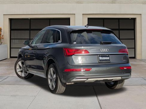 Used 2023 Audi Q5 2.0T Premium w/ Convenience Package AWD/4WD image 2