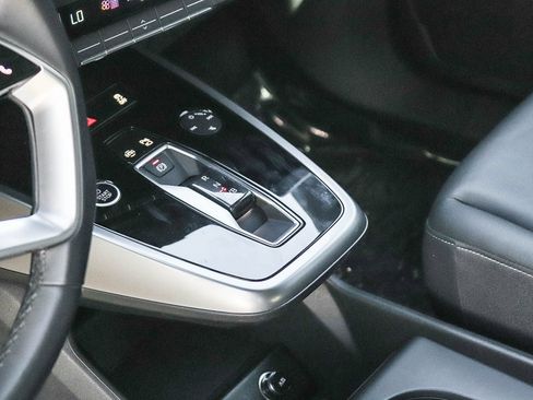 Certified 2023 Audi Q4 e-tron Premium Plus w/ Premium Plus AWD/4WD image 21