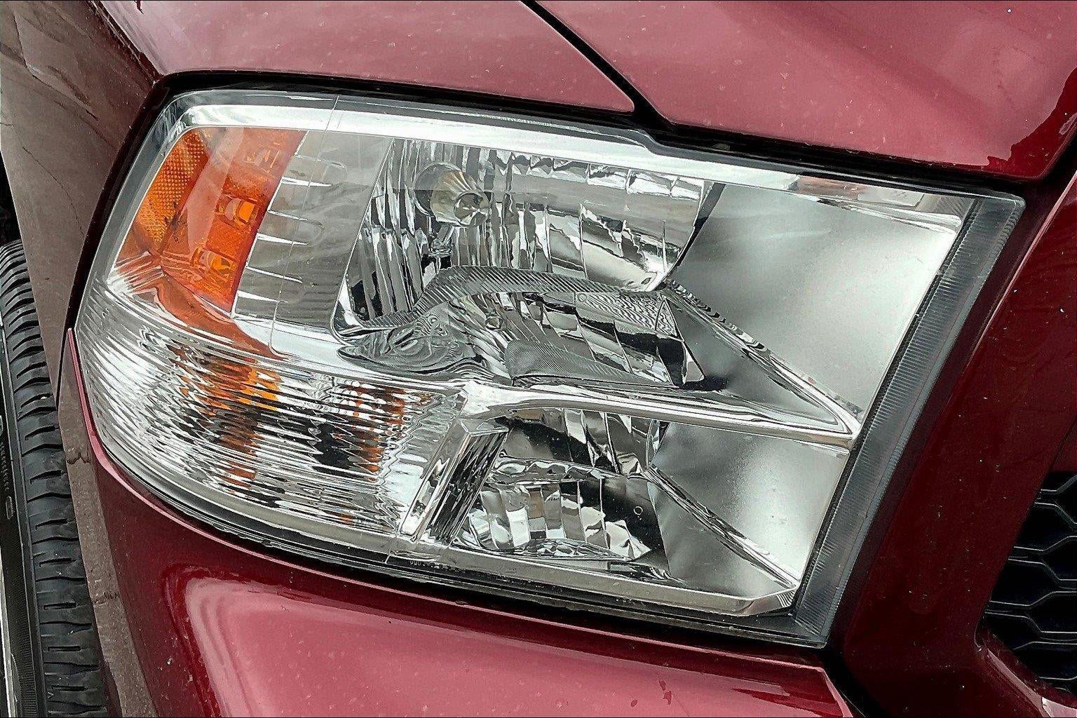 Used 2018 RAM 1500 Express w/ Express Value Package AWD/4WD image 24