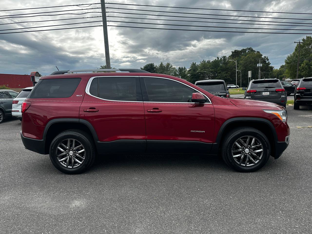 Used 2019 GMC Acadia SLT FWD image 4