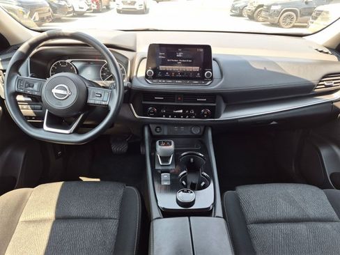 Certified 2024 Nissan Rogue SV AWD/4WD image 24