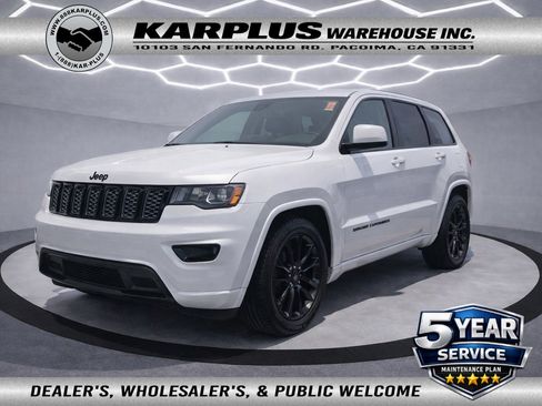 Used 2021 Jeep Grand Cherokee Laredo X RWD image 1