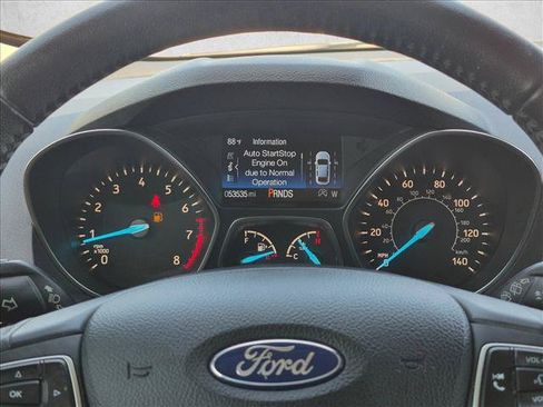 Used 2019 Ford Escape Titanium FWD image 11