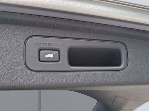 Certified 2024 Honda Odyssey Elite image 14