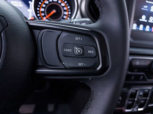 Used 2023 Jeep Gladiator Sport AWD/4WD image 27