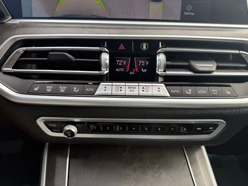 Used 2022 BMW X5 xDrive40i AWD/4WD image 21