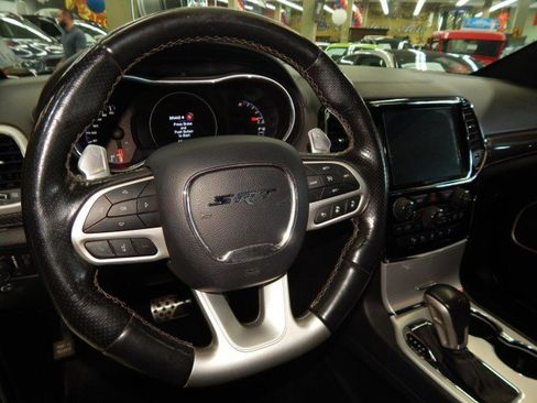 Used 2020 Jeep Grand Cherokee SRT image 18