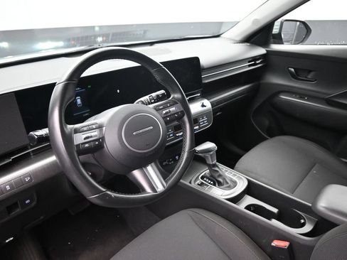 Used 2025 Hyundai Kona SEL AWD/4WD image 19