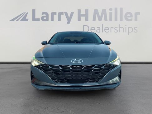 Used 2021 Hyundai Elantra SEL w/ Convenience + Premium Package image 8