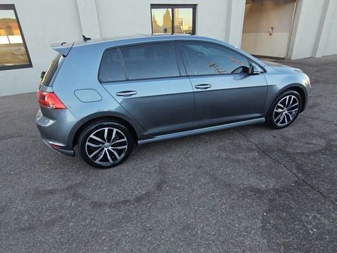 Used 2015 Volkswagen Golf SE w/ Golf Sport Package image 8