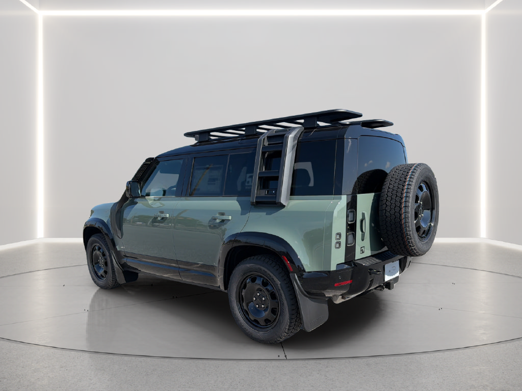 New 2026 Land Rover Defender 110 AWD/4WD image 15