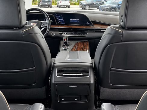 Used 2023 Cadillac Escalade ESV Premium Luxury w/ LPO, Floor Liner Package RWD image 10