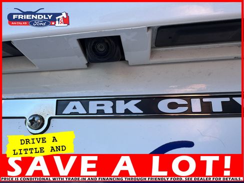 Used 2023 Nissan Kicks SV image 9