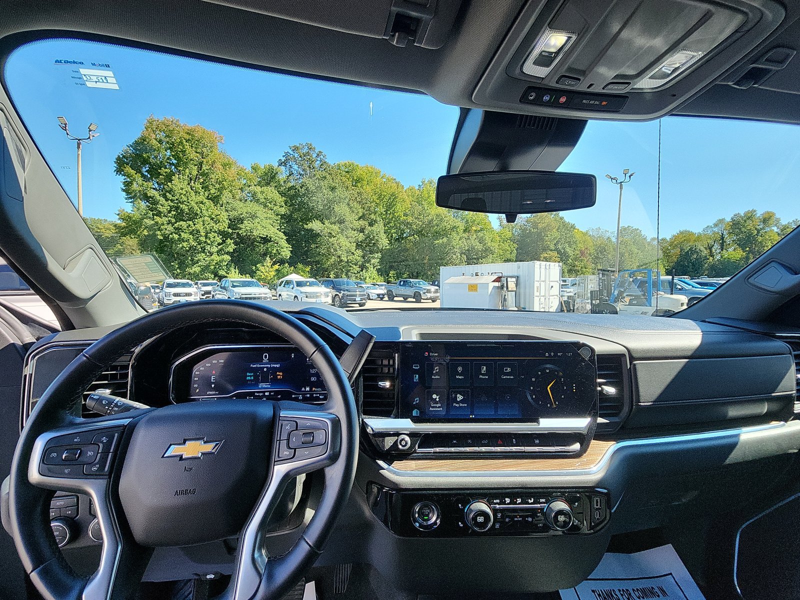 Used 2023 Chevrolet Silverado 1500 LT AWD/4WD image 20
