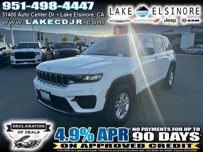 Used 2023 Jeep Grand Cherokee Laredo