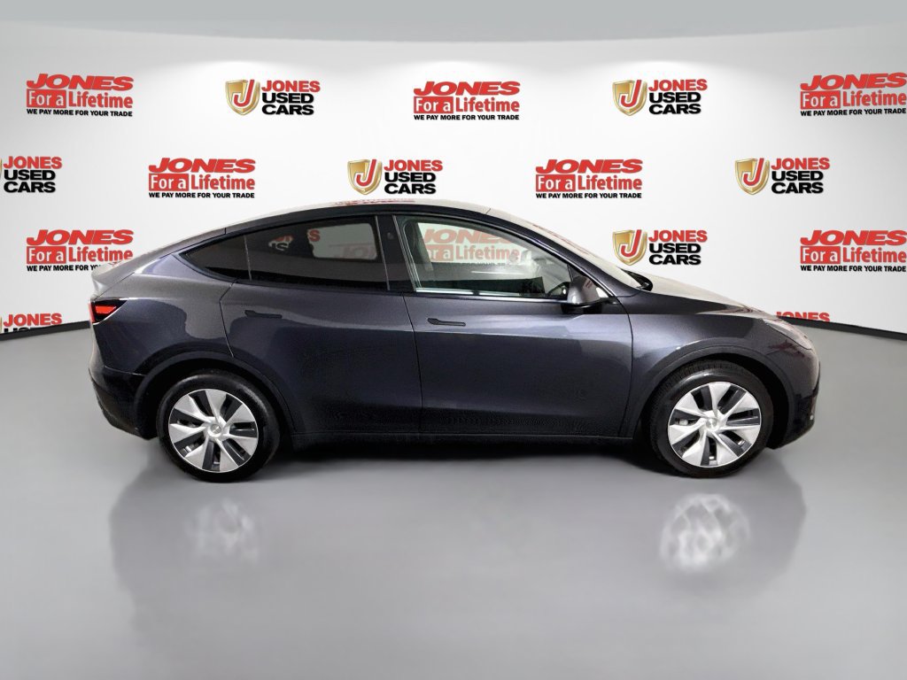 Used 2024 Tesla Model Y Long Range AWD/4WD image 17