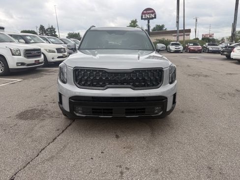 Used 2025 Kia Telluride SX Prestige X-Pro AWD/4WD image 3