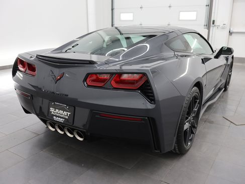 Used 2018 Chevrolet Corvette Stingray Coupe w/ Carbon Flash Badge Package RWD image 5