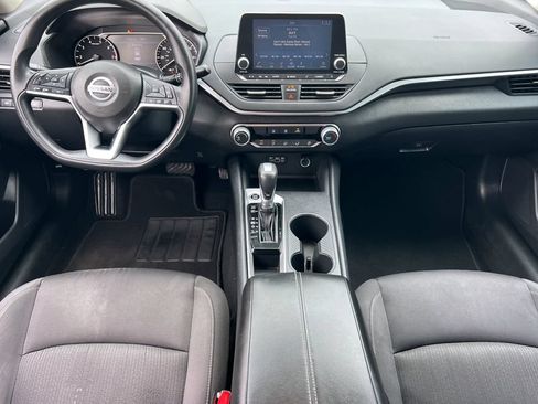 Used 2020 Nissan Altima 2.5 S FWD image 16