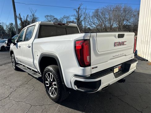 Used 2021 GMC Sierra 1500 AT4 w/ AT4 Value Package image 8